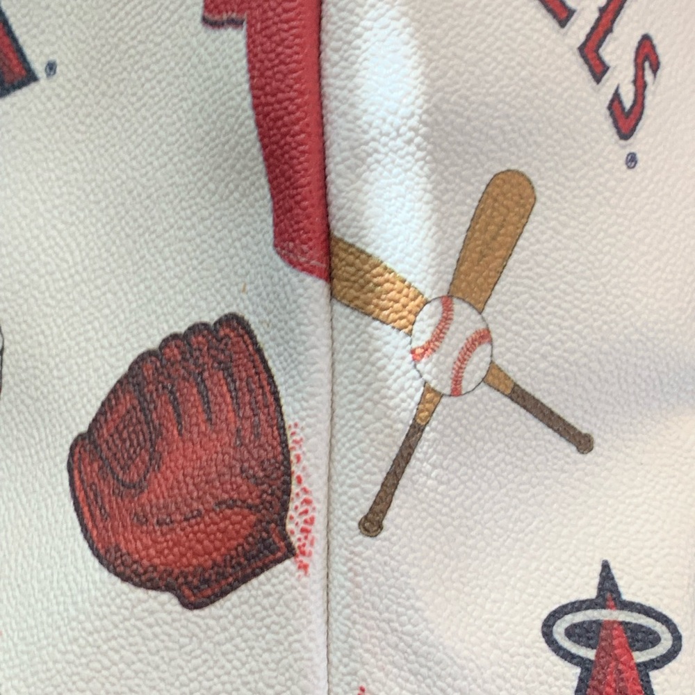 Dooney & Bourke White and Tan Angels Shoulder Bag - Picture 6 of 6
